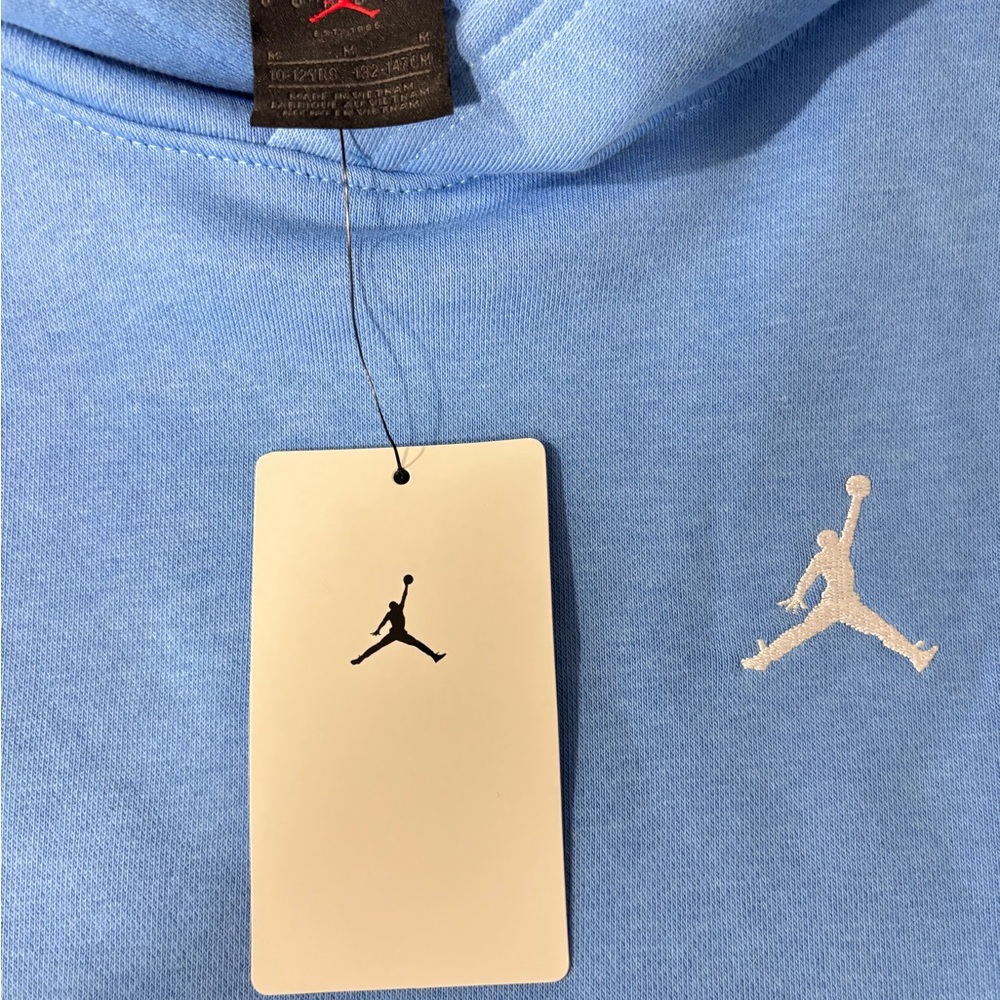 🆕 Nike Air Jordan MJ Brooklyn Fleece Hoodie Boys Medium University Blue NWT - Picture 5 of 8